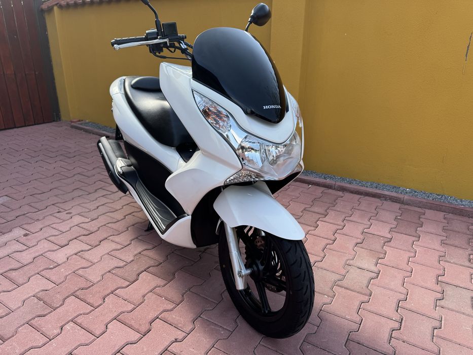 Honda PCX 125 alb perlat