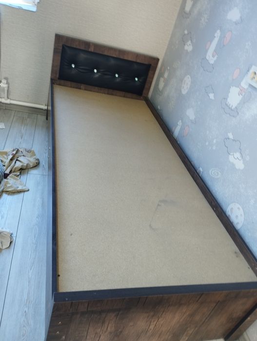 Мебел детский тез сотилади