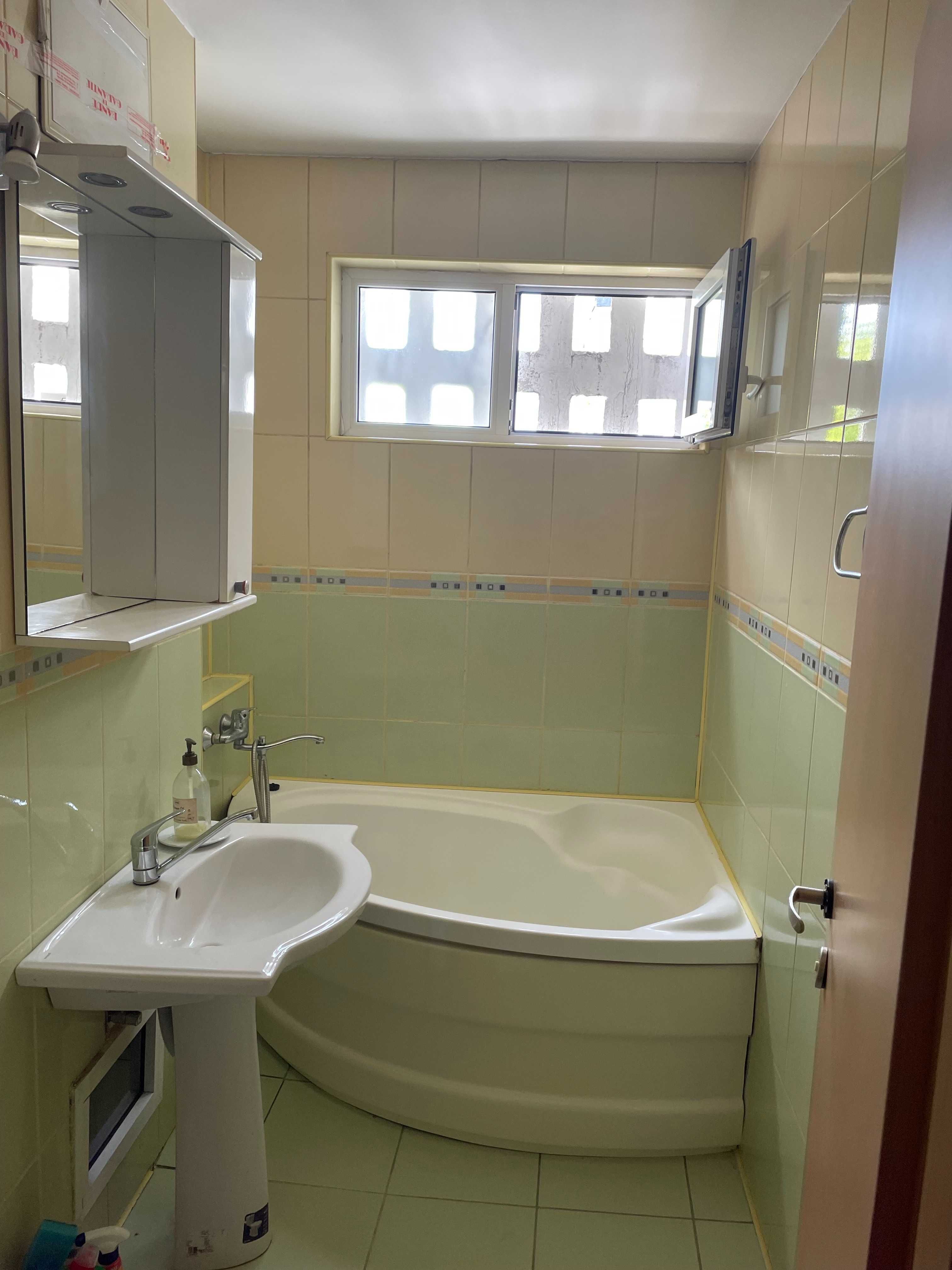 Inchiriere apartament 3 camere, pentru ELECTRIC-CASTLE / UNTOLD