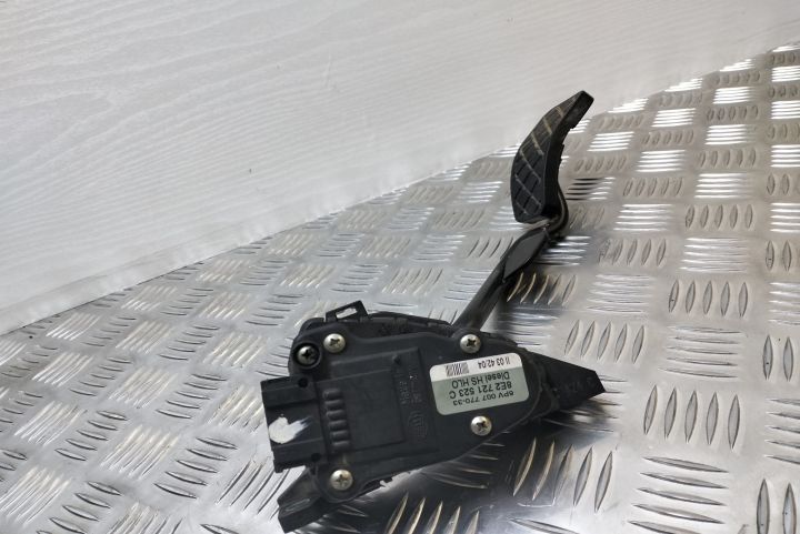 Pedala acceleratie 8E2721523C Audi A4 B6