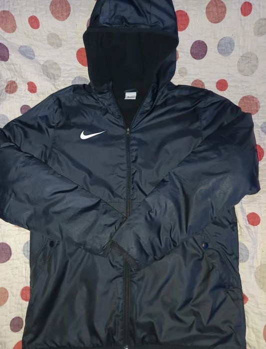 Geaca iarna Nike