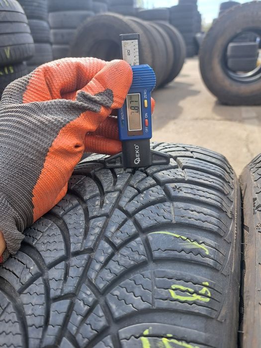 Anvelope de iarna 185-60r15 Goodyear