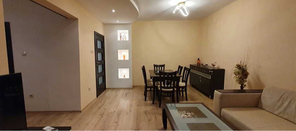 Продава се Двустаен апартамент в София, Хиподрума - 77 кв.м за 2572 €/кв.м - Снимка #1