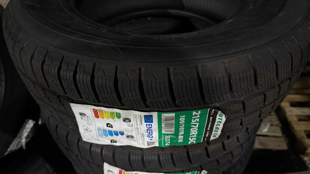 215/70 R15C 109/107R AutogreenAll Season Van-AS7 Cauciucuri 215 70 15C