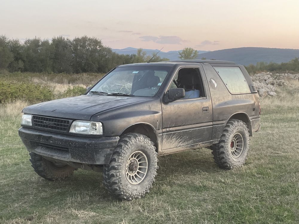 Opel Frontera 2.0 На части