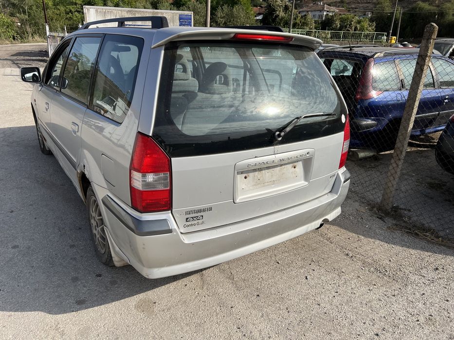 Мицубиши Спейс Вагон 4х4 бензин