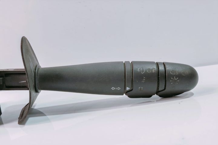 Maneta stergator Bloc Lumini 8200542094 / 34498155 Renault Symbol a 2