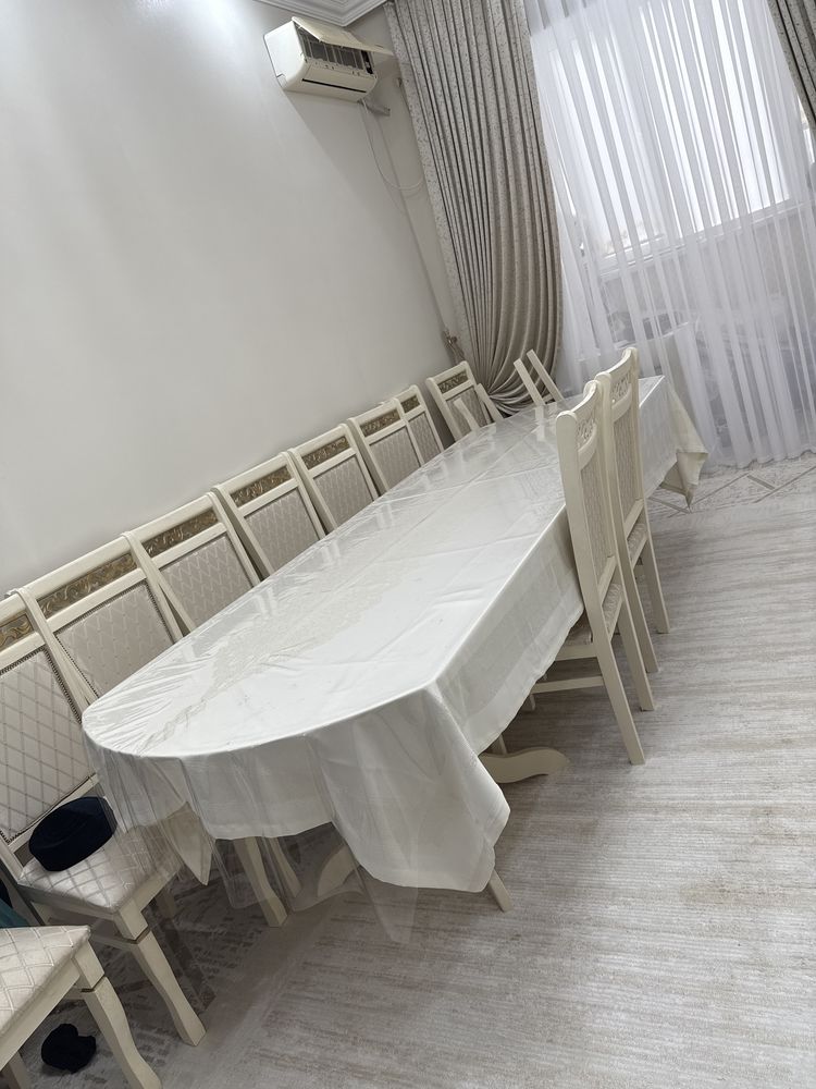 Продам стол стулья