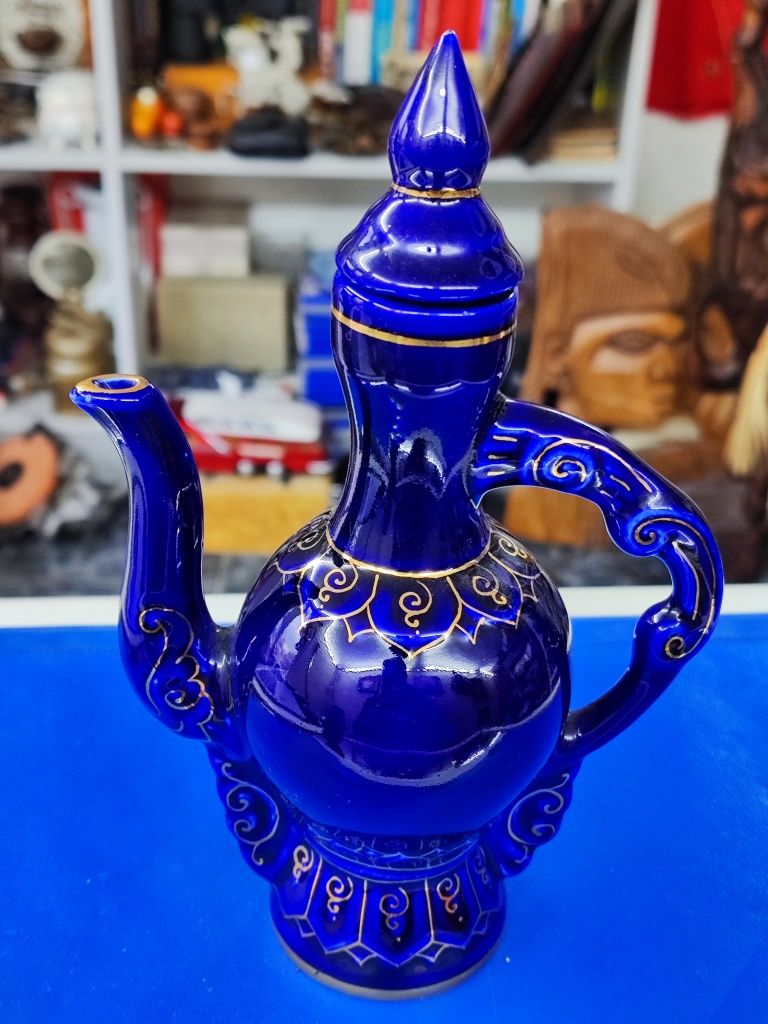 Порцеланов сервиз за ракия / саке