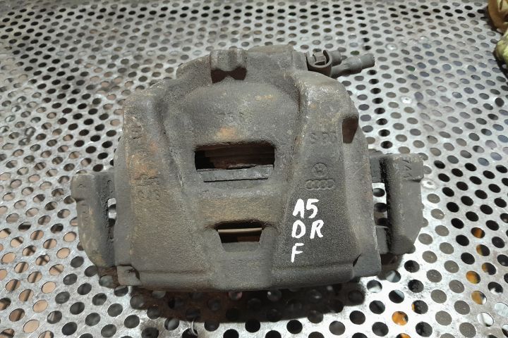 Etrier fata dreapta Audi A5 8T [2007 - 2011] Coupe 2.0 TFSI MT (180 h