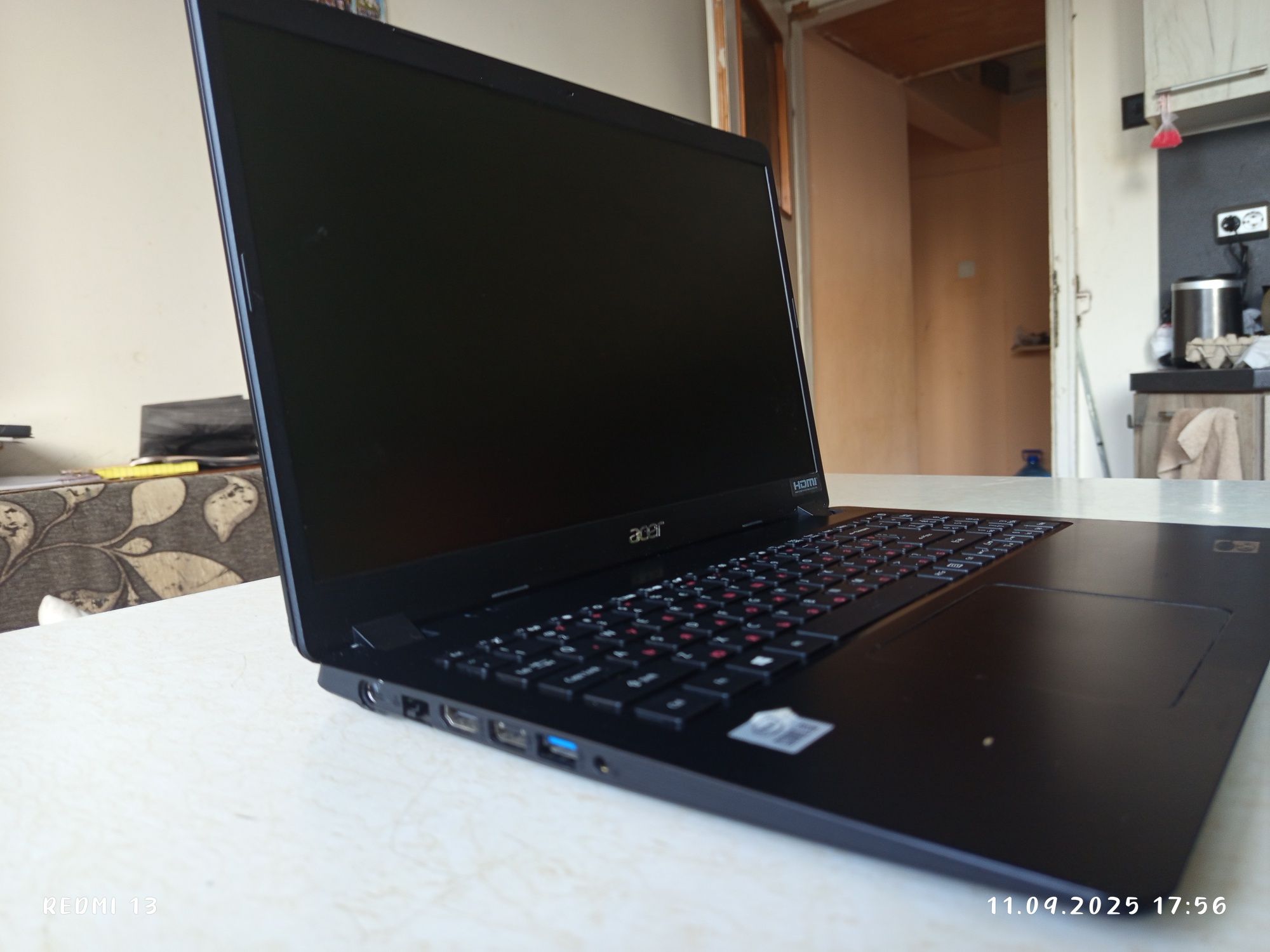 Acer Extensa 15 – Лаптоп в отлично състояние + зарядно