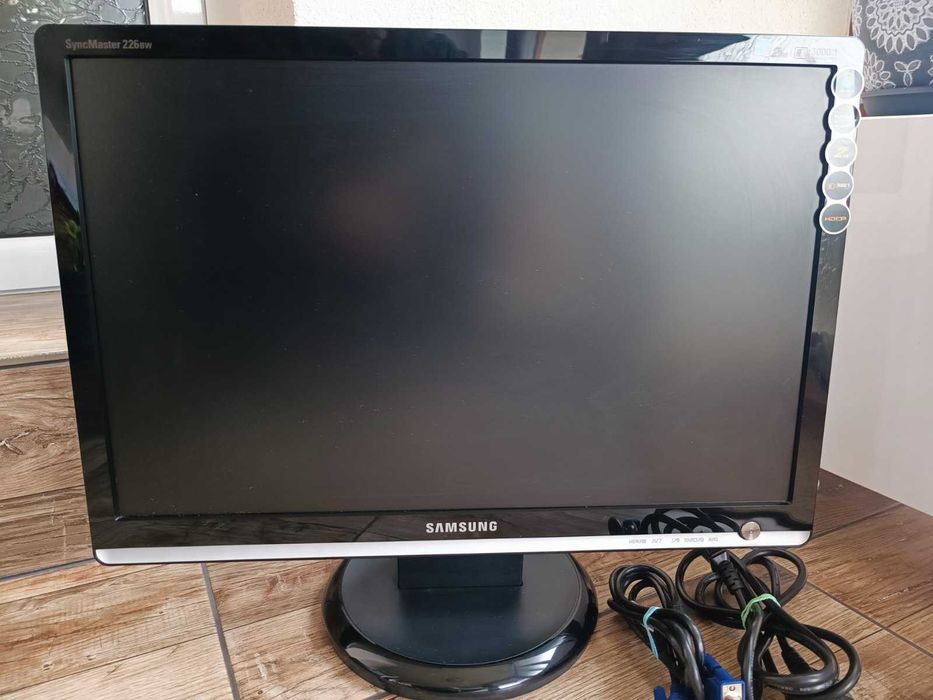 Монитор за компютър - Samsung SyncMaster 226BW
