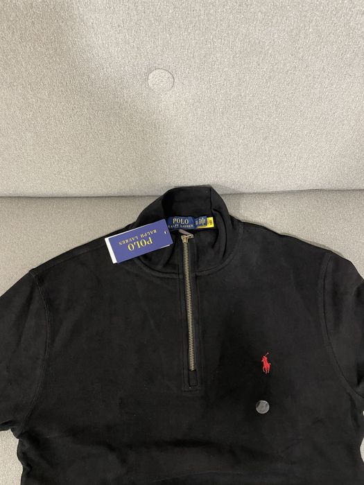 Чисто нов пуловер на Ralph Lauren, размер XL.