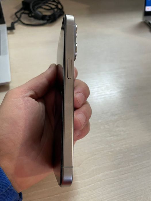 Продается айфон 15 Про