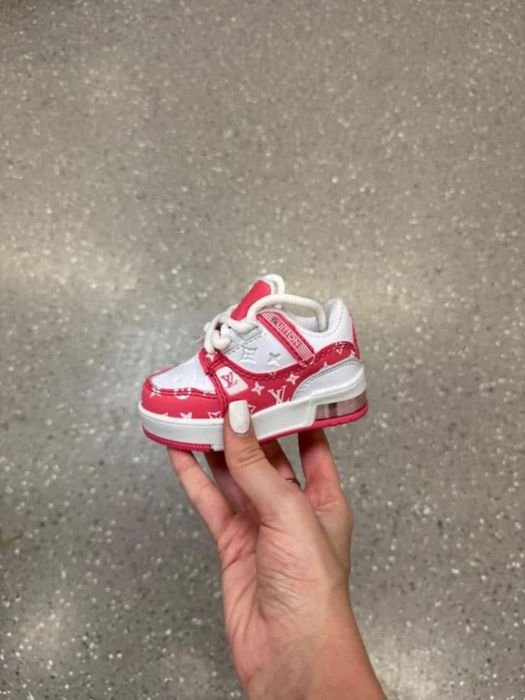 Adidasi fete și baieti