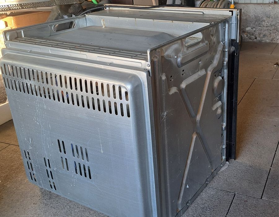 Cuptor si plita incorporabile