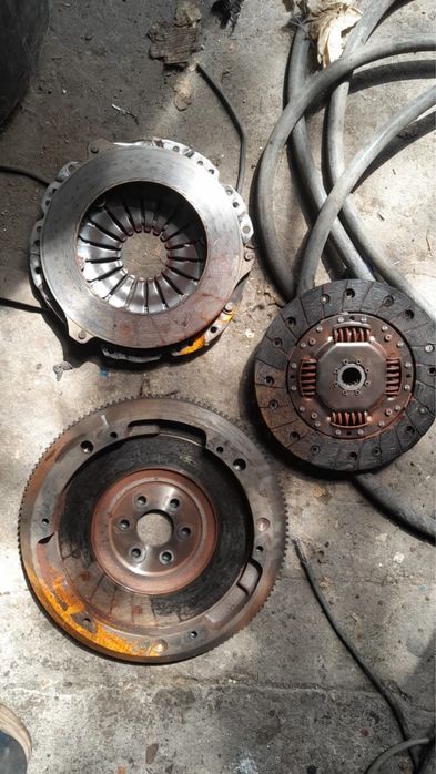 Продается запчасти коробки для Опель астра 1.6