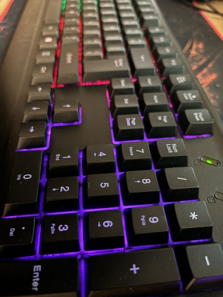 Tastatura VERTUX