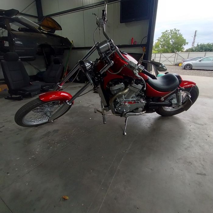 Suzuki intruder vs 800