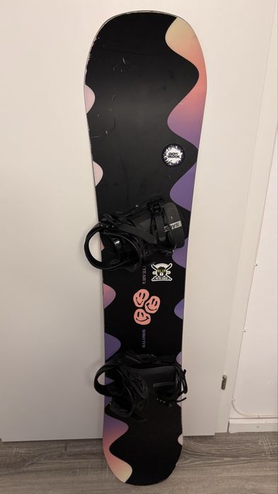 Snowboard femei ( placa, legaturi)