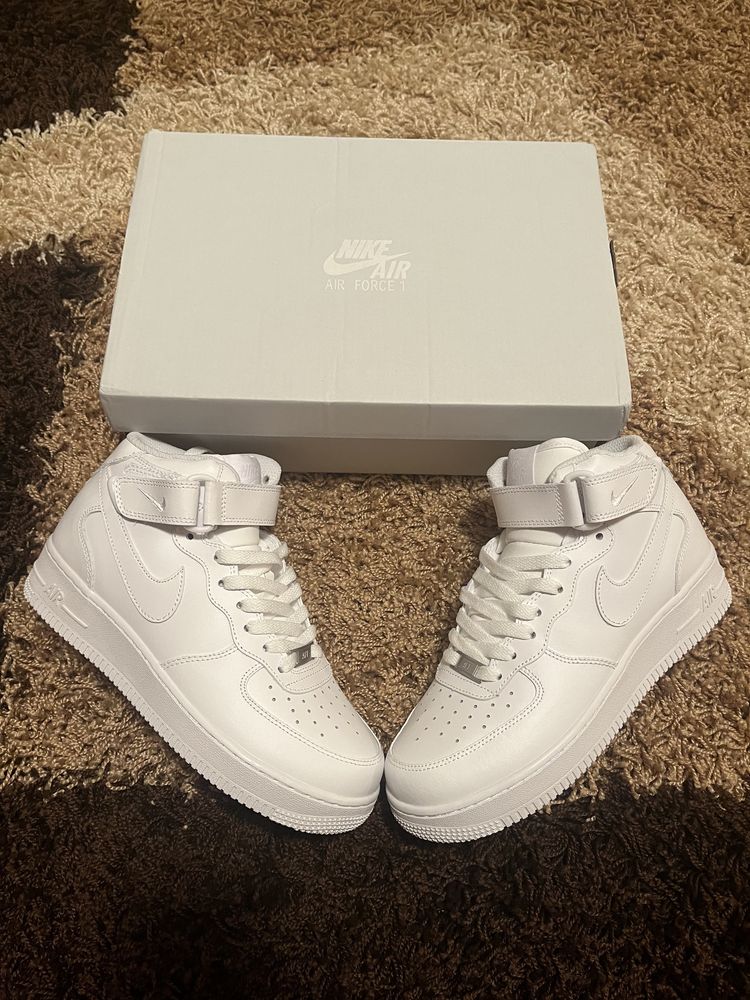 Airforce1 Triple White Mid 41