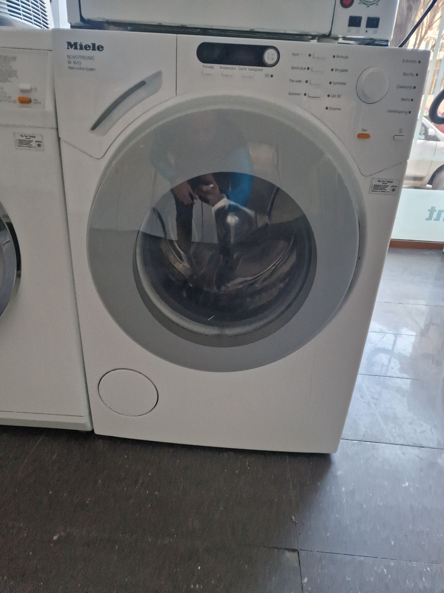 Пералня Miele W 1613 Softtronic Пчелна Пита