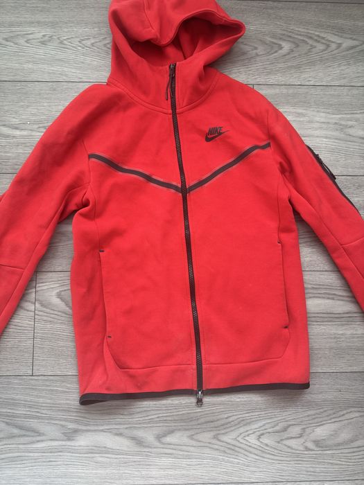 Nike Tech Fleece Rosu