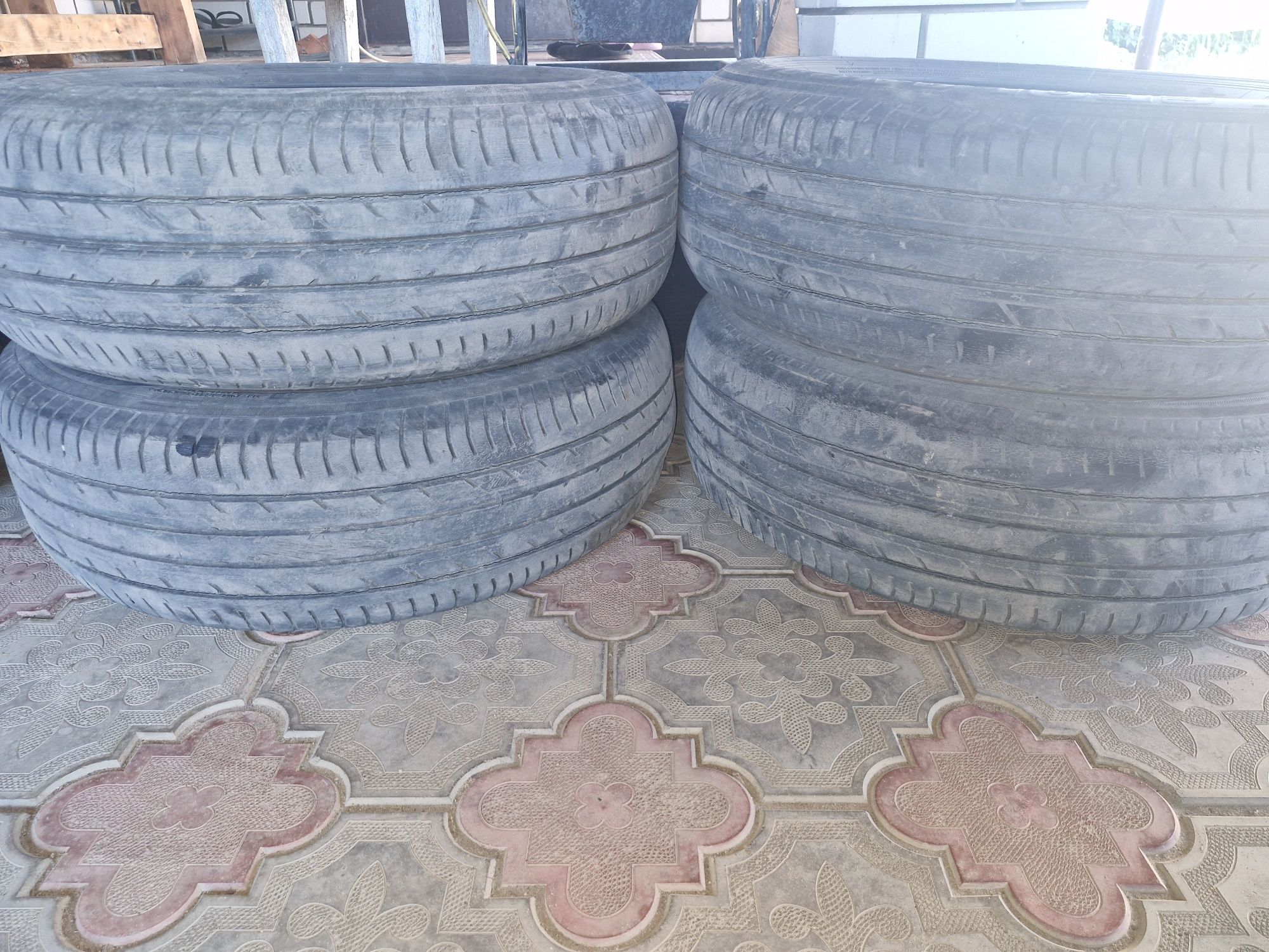 Шины 225/65 R17 Комплект