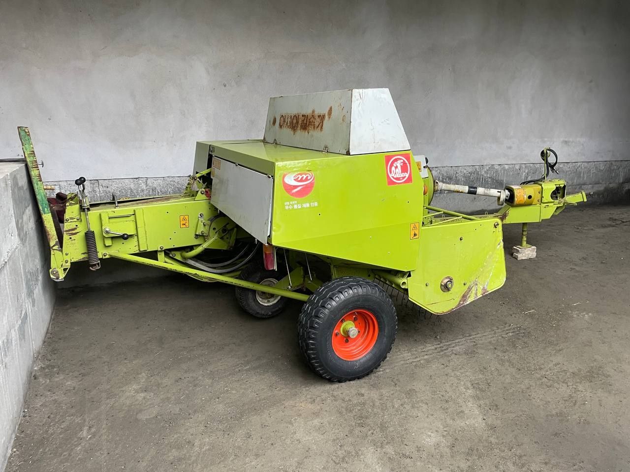 Claas markant 55