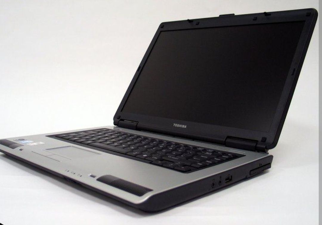 Продаётся ноутбук toshiba satellite l40-17t