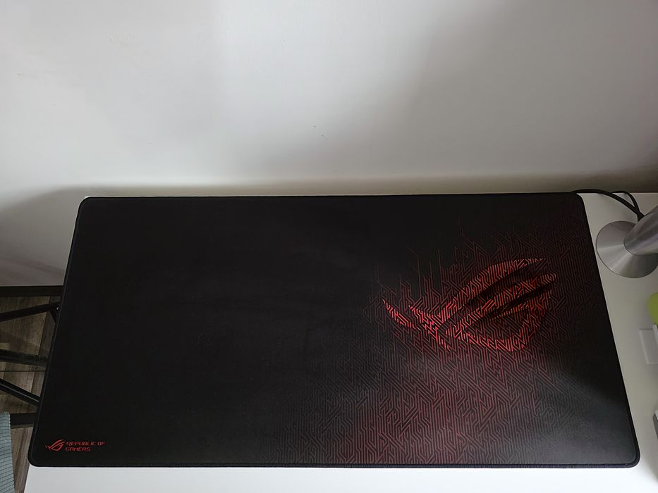 Vând mousepad gaming Asus Rog Stealth XXL 90x40 cm