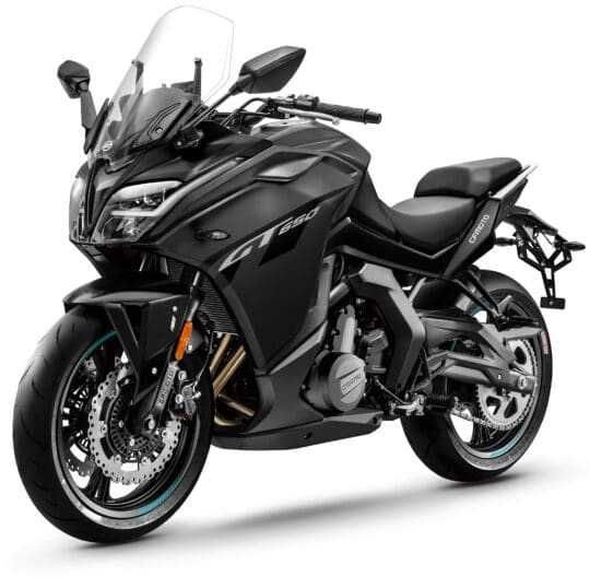 Новый Спорт-Турист мотоцикл CFMOTO 650GT