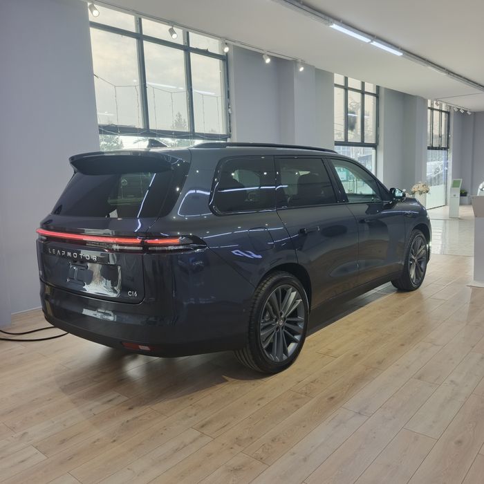 LeapMotor C16 Restayling 2026 Gibrid