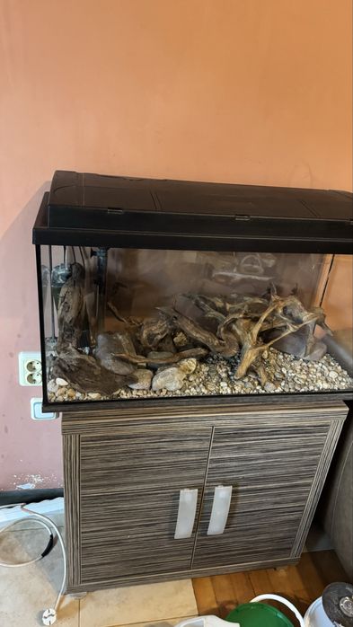 Аквариум 70L. с помпа