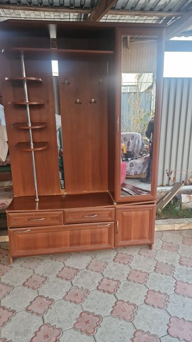 Продаю прихожку состояние хорошее