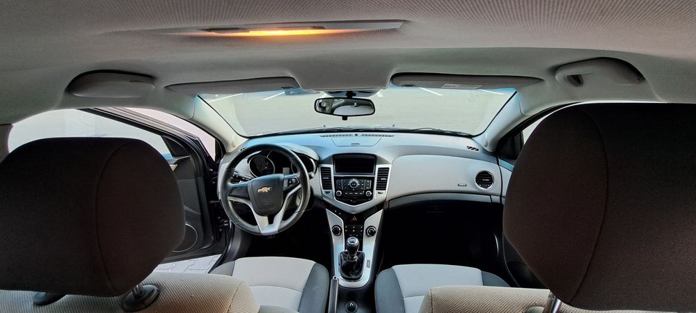 Chevrolet Cruze 1.6 LS 2010 - de vanzare