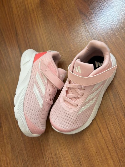 Кроссовки Adidas,детские