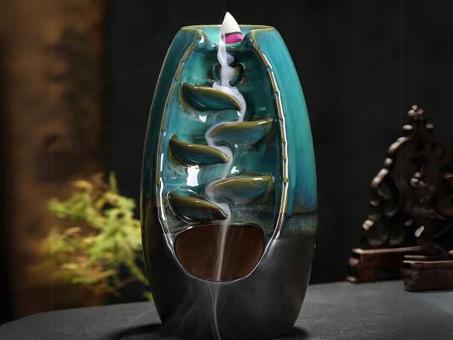 Arzator ceramic conuri parfumate cascada cu 10 conuri incluse albastru