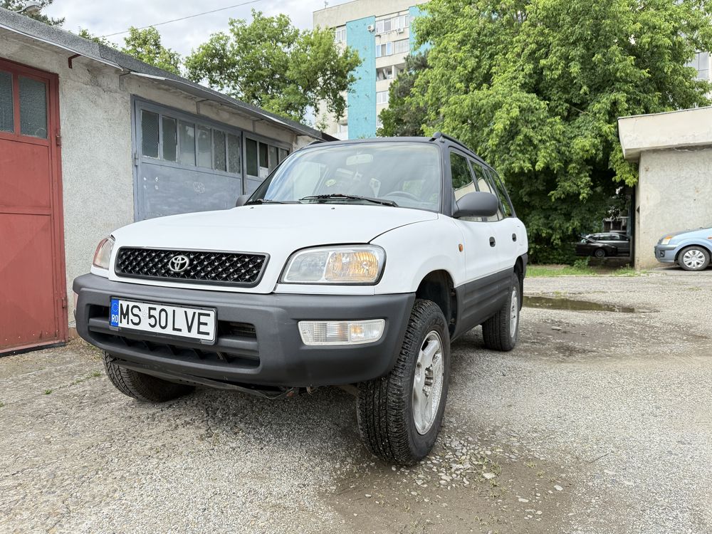 Toyota rav4, facelift 1998, vopsit raptor, ac, scaune piele incalzite