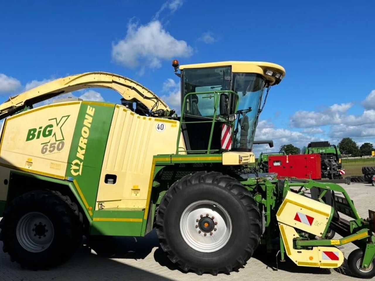 Кормоуборочный комбайн Krone BIG X 650