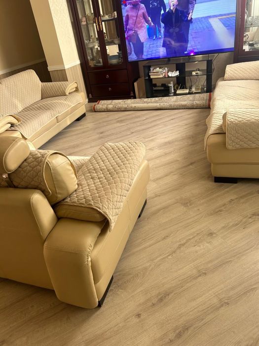 Продам диван и кресла