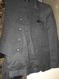 Куртка зимняя и тройка костюм брюки для мальчика