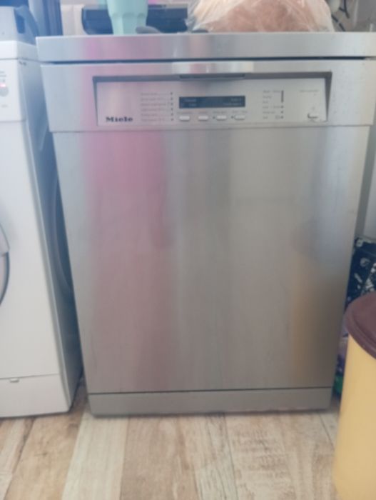 Mașină de spălat vase aragaz