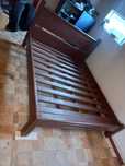 Mobilier din lemn masiv