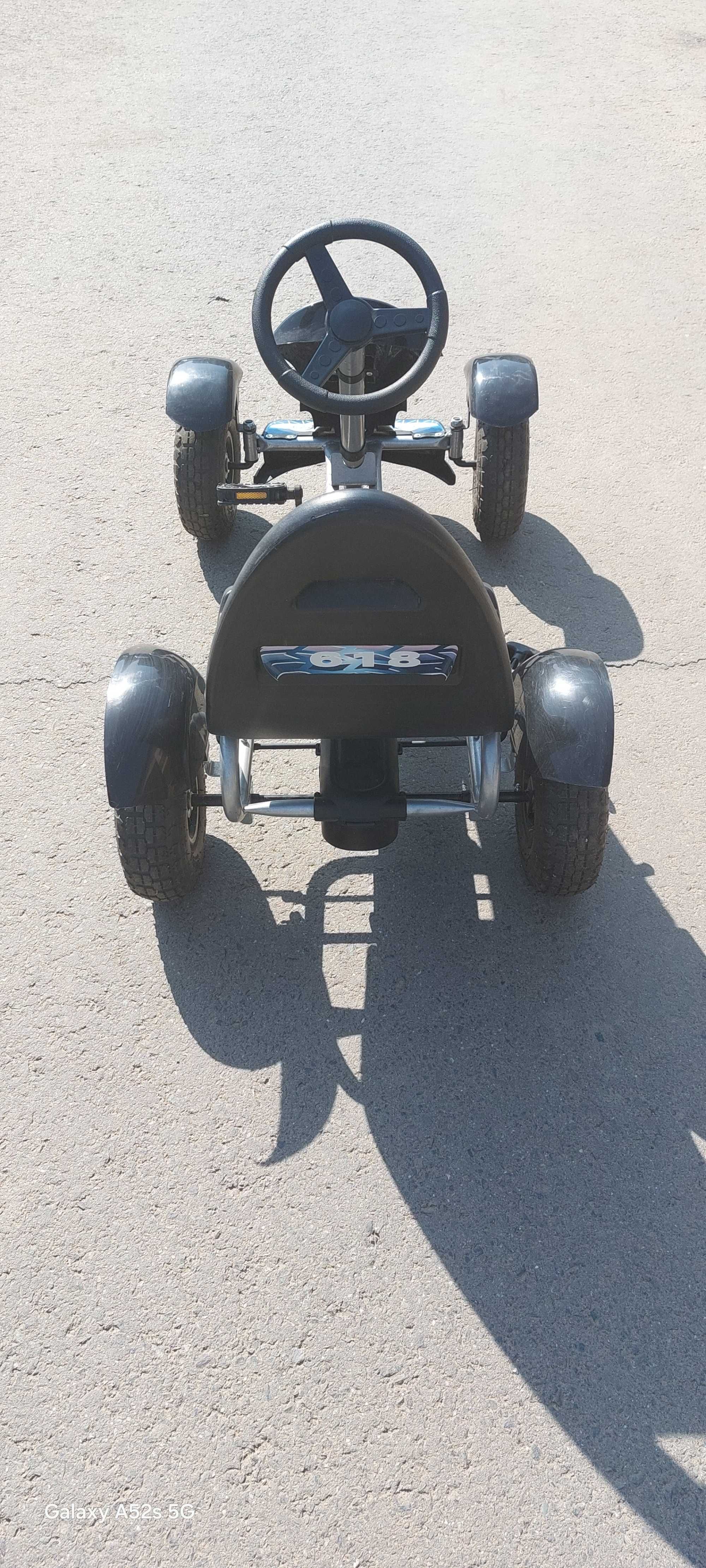 Kart copii cu pedale Kidscare F618 pentru copii 4 - 8 ani 50 kg