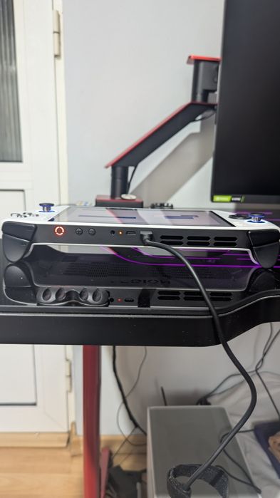 Vând Consolă Gaming Lenovo Go S 8ARP1  Nou/Peeț Fix 1500 Ron/