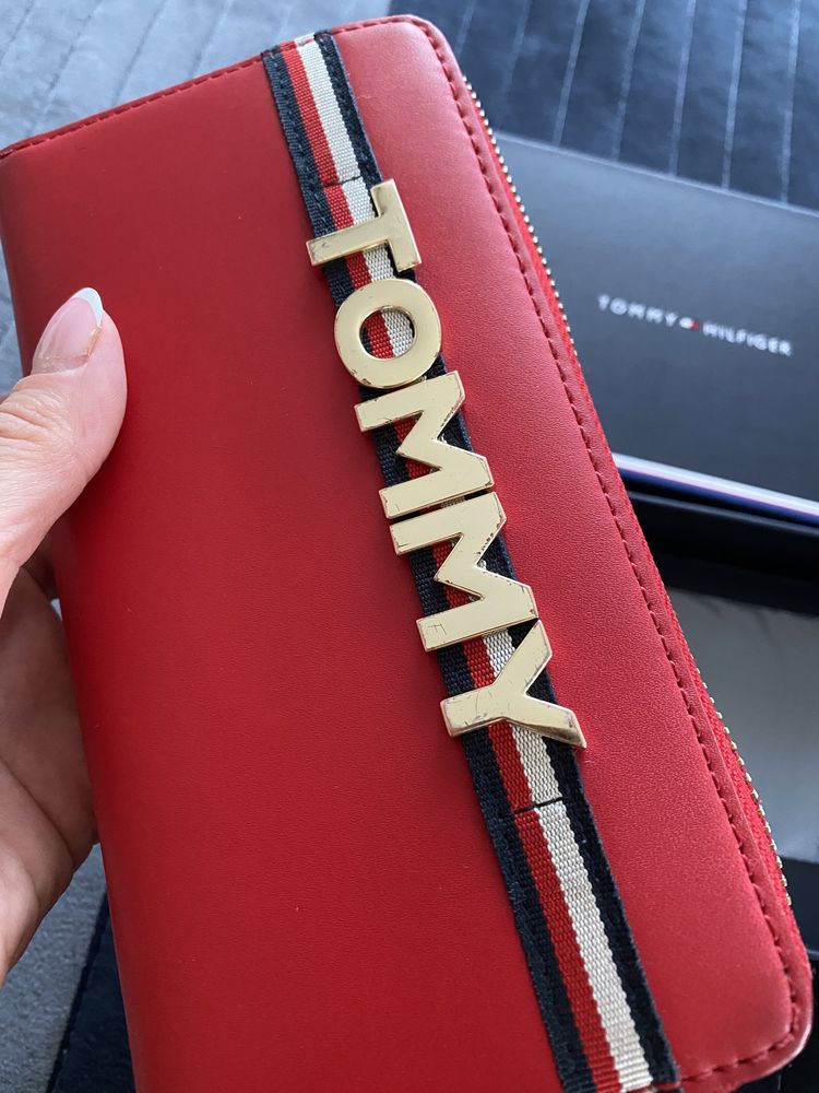 Tommy Hilfiger дамски портфейл естествена кожа, червен, 100% оригинал!