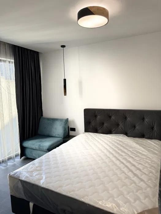 Двустаен апартамент, под наем, кв. Колхозен пазар