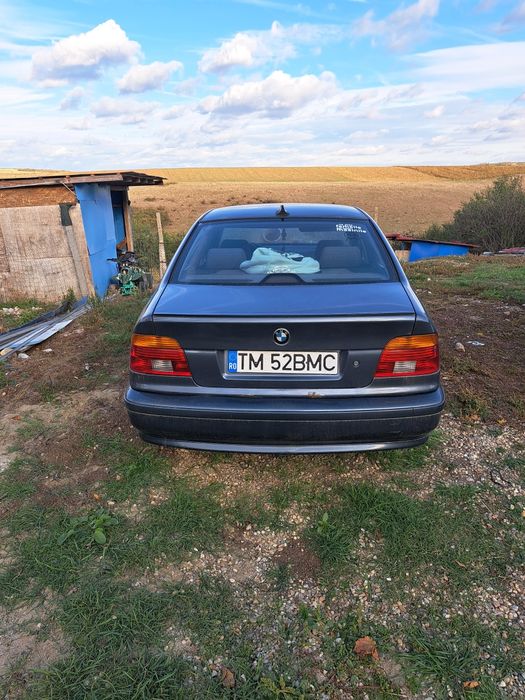 Vând sau schimb BMW e39 525