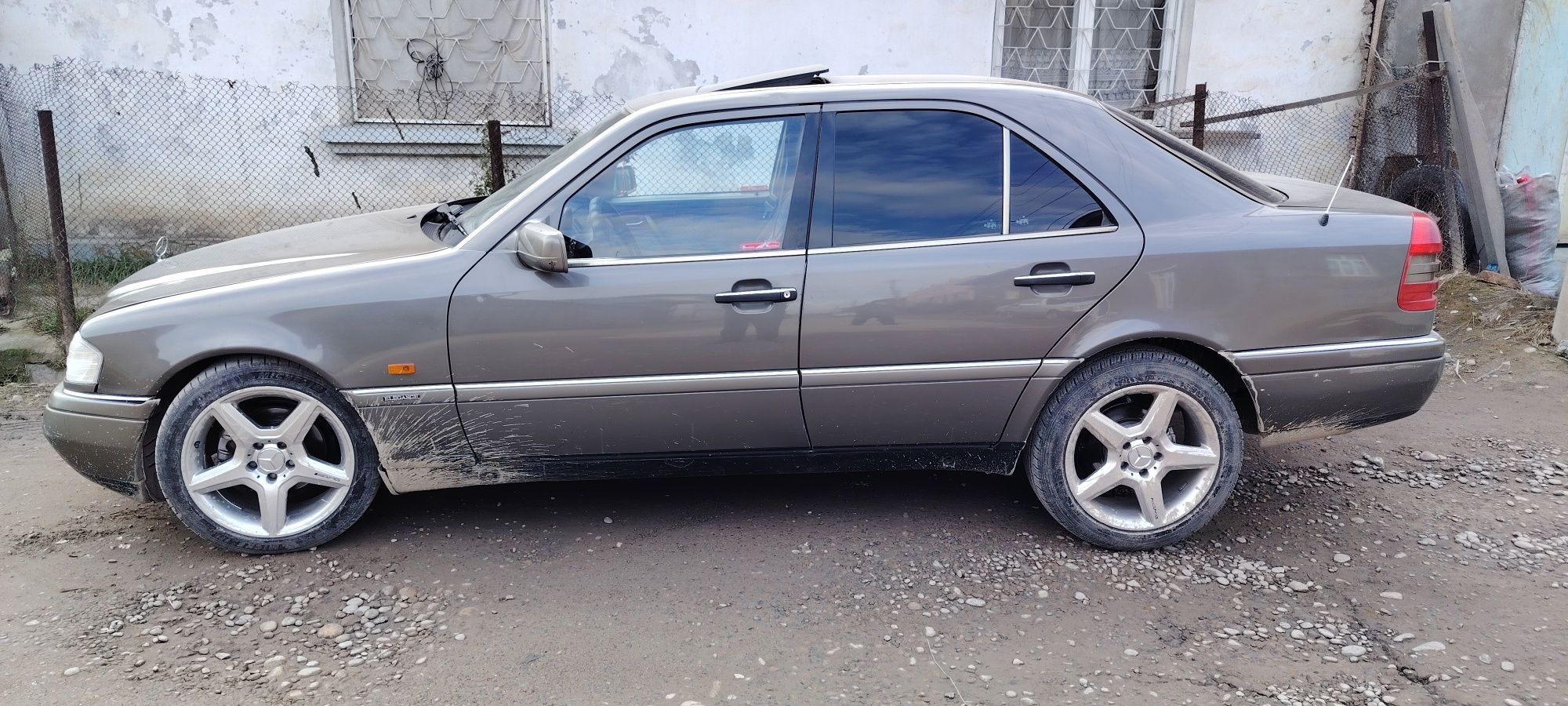 Мерс W202 сотилади срочно
